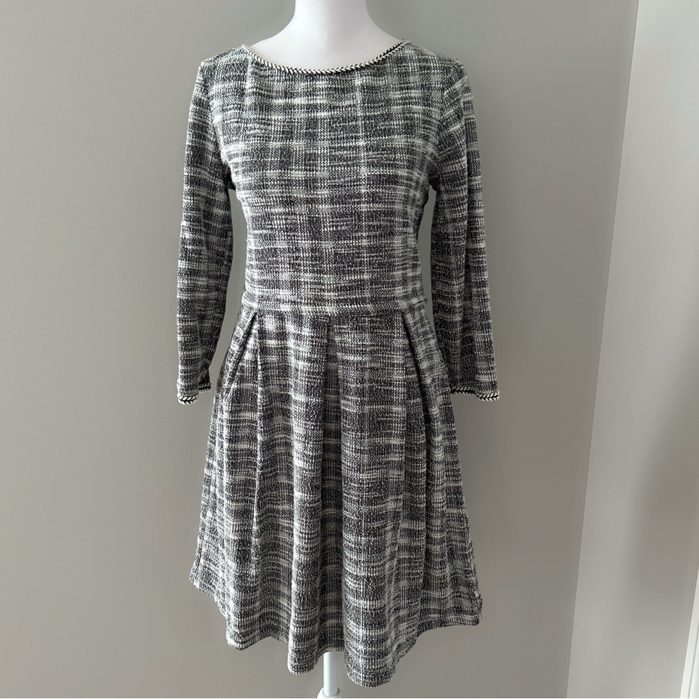 (NWT) Max Studio Black and White Tweed Style 3/4 Sleeve Dress